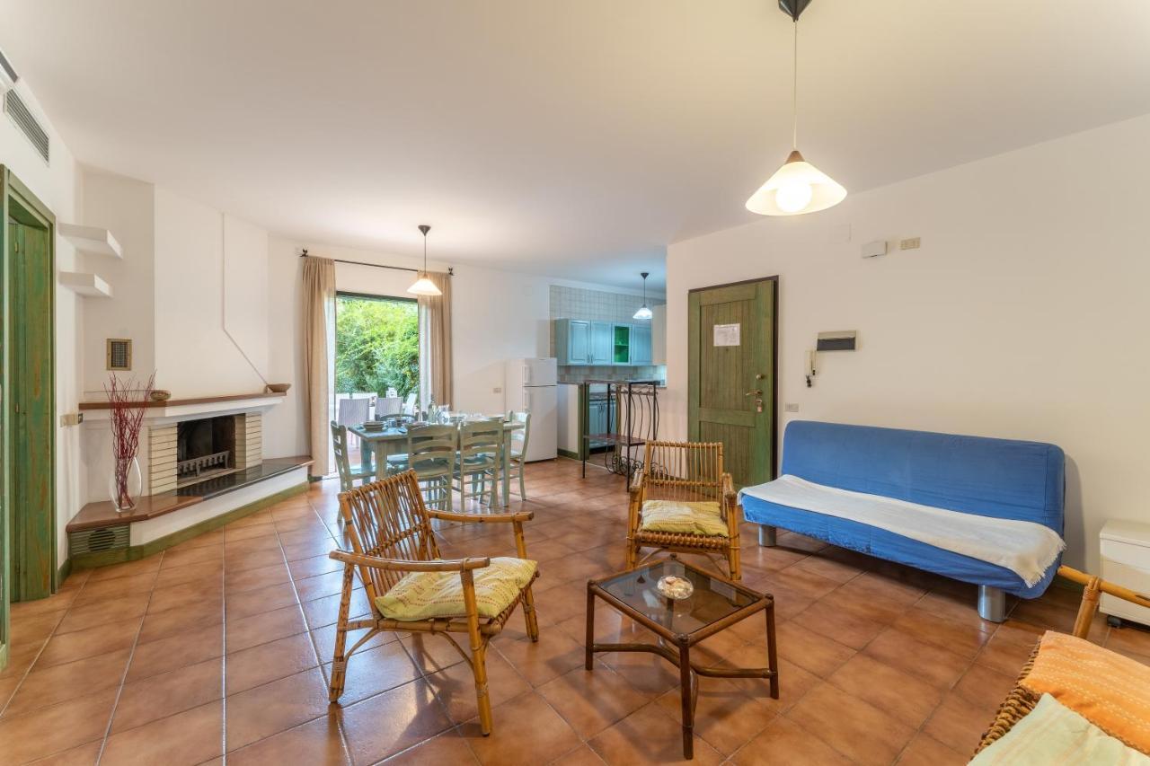 Apartment I Mirti Bianchi - Bilo 4 By Interhome Santa Teresa Gallura Ngoại thất bức ảnh